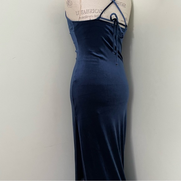 Midnight blue velvet formal dress gown with strappy back and high slit - Picture 3 of 16